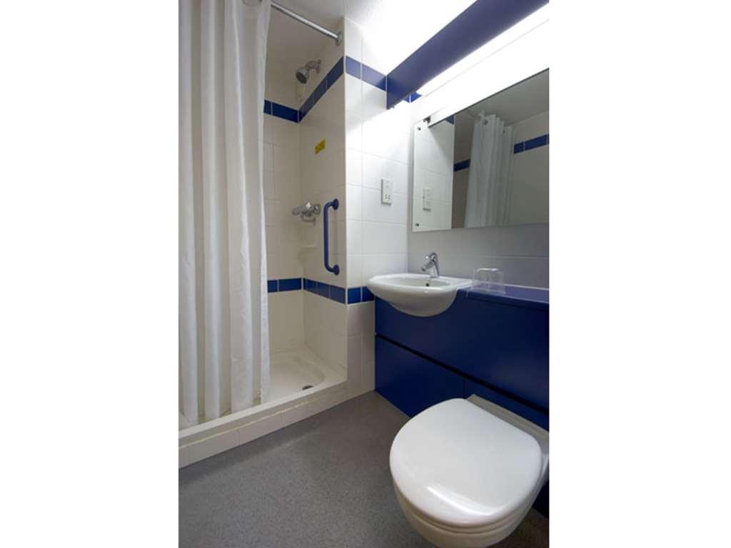 Travelodge Nottingham Riverside Extérieur photo